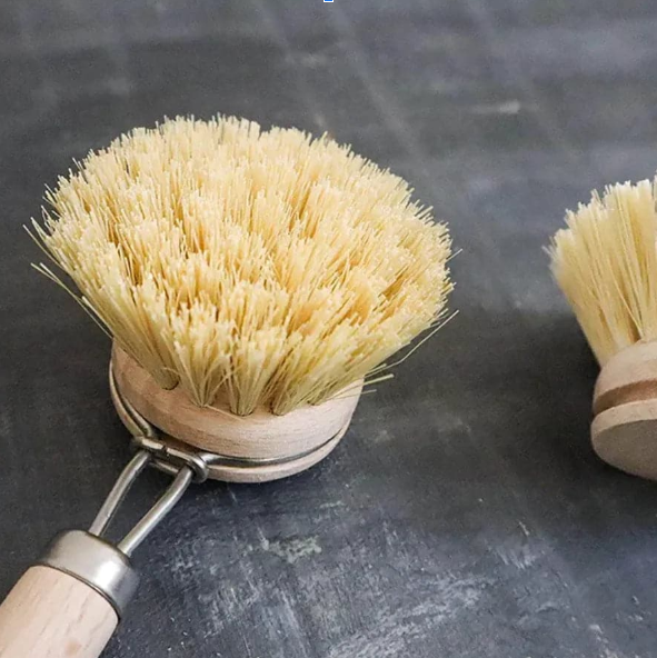 How Do You Choose the Right Kitchen Brush for Your Needs?