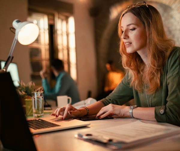 How Freelancers Can Start Investing Without Financial Risk