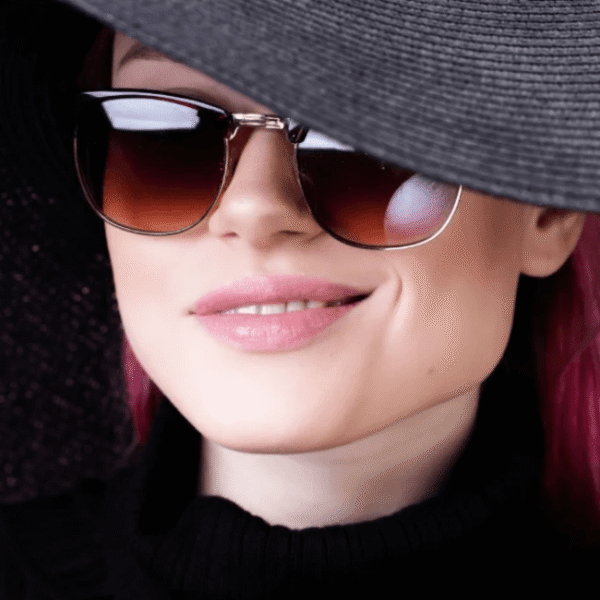 Trendy Sunglasses You’ll Be Seeing Everywhere This Year 