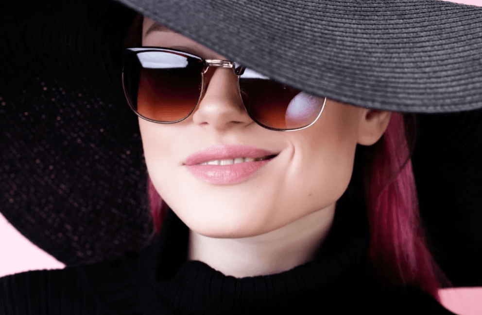 Trendy Sunglasses You’ll Be Seeing Everywhere This Year 