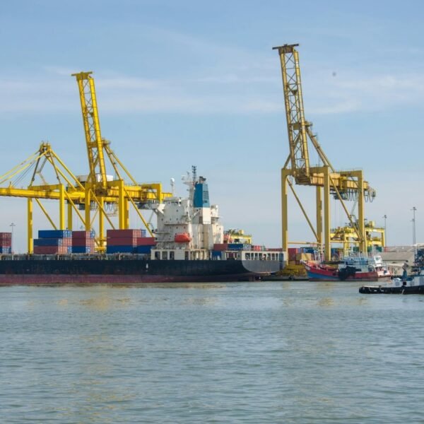 Why GPS Freight Tracking Systems Are Essential for Modern Air Freight Logistics