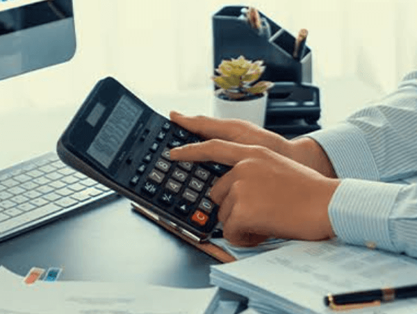 How Accountants Simplify Complex Tax Laws For Clients